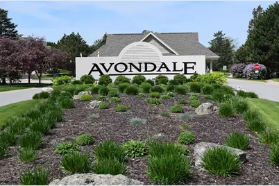 W240N2160  Dorchester Dr #11B, Pewaukee, WI 53072 - Photo 2