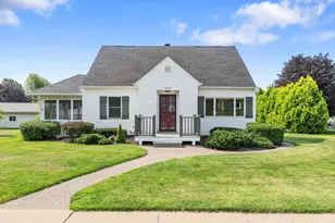 419 Garland St, West Salem, WI 54669 - Photo 1