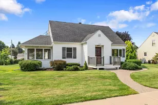 419 Garland St, West Salem, WI 54669 - Photo 2