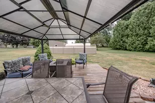 S94W14409 Groveway Ln, Muskego, WI 53150 - Photo 16
