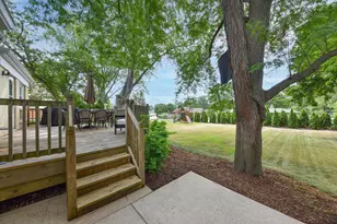 12311 W Woodland Ave, Wauwatosa, WI 53226 - Photo 34