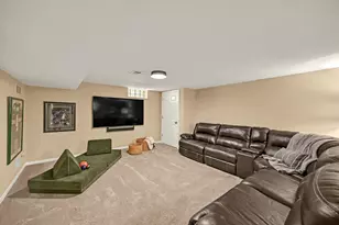 12311 W Woodland Ave, Wauwatosa, WI 53226 - Photo 30