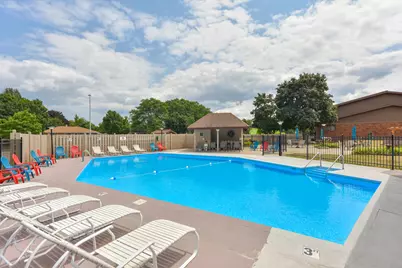 3935 S 84th St #4, Greenfield, WI 53228 - Photo 36