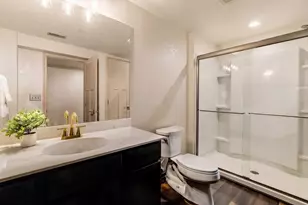 8211 W Highlander Dr, Mequon, WI 53097 - Photo 22