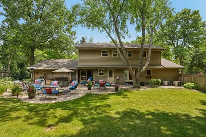 N93W5780  Dorchester Dr, Cedarburg, WI 53012 - Photo 1
