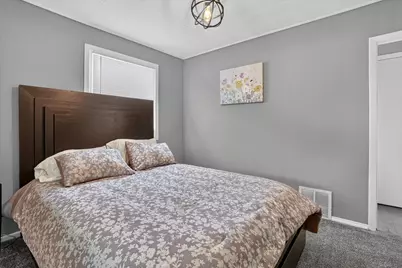 3835 S 17th St, Milwaukee, WI 53221 - Photo 10