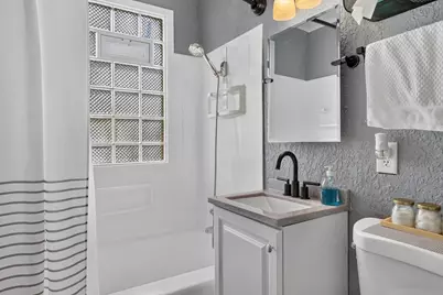 3835 S 17th St, Milwaukee, WI 53221 - Photo 14
