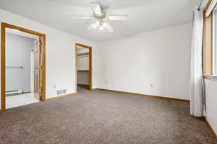 842 Evergreen Dr, Hartford, WI 53027 - Photo 18