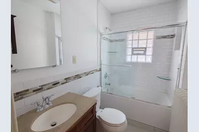 4155 N Farwell Ave #4157, Shorewood, WI 53211 - Photo 6