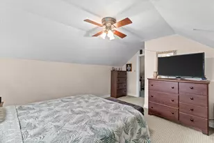 13706 W Meadow Ln, New Berlin, WI 53151 - Photo 28