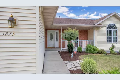 1223  Huron Trl, Sheboygan Falls, WI 53085 - Photo 20