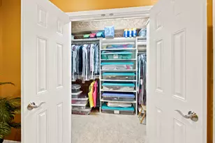 W250N4997 William Dr, Sussex, WI 53072 - Photo 26