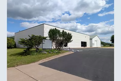 2320  Cunningham St, La Crosse, WI 54603 - Photo 2