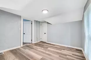 1215 Racine St, Racine, WI 53403 - Photo 12