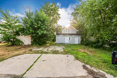 1215  Racine St, Racine, WI 53403 - Photo 30