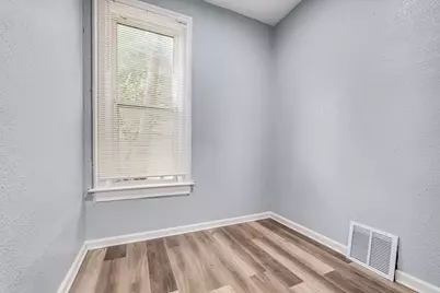 1215  Racine St, Racine, WI 53403 - Photo 8