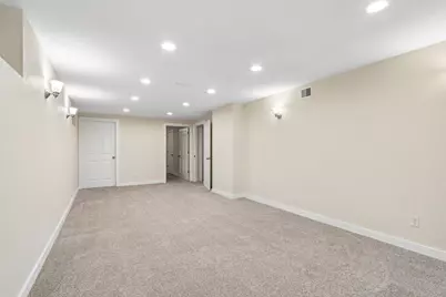 4628 N Hollywood Ave, Whitefish Bay, WI 53211 - Photo 36
