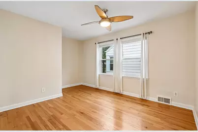 4628 N Hollywood Ave, Whitefish Bay, WI 53211 - Photo 28