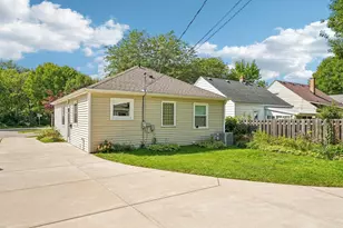 4628 N Hollywood Ave, Whitefish Bay, WI 53211 - Photo 44