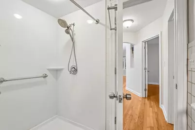 4628 N Hollywood Ave, Whitefish Bay, WI 53211 - Photo 20