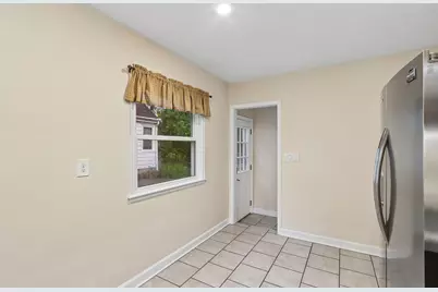 4628 N Hollywood Ave, Whitefish Bay, WI 53211 - Photo 32