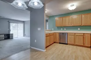 4875 Easy St, Delafield, WI 53029 - Photo 10