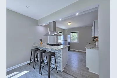 3337 N 83rd St, Milwaukee, WI 53222 - Photo 2