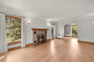 208 W Chestnut St, Port Washington, WI 53074 - Photo 2