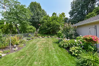 2510 N Harding Blvd, Wauwatosa, WI 53226 - Photo 36