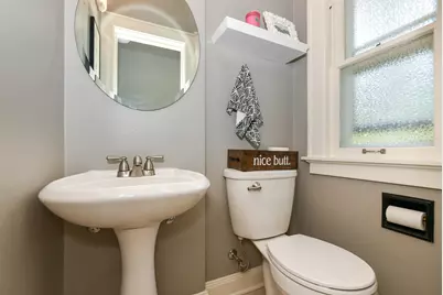 2510 N Harding Blvd, Wauwatosa, WI 53226 - Photo 18