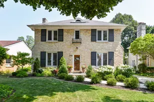 2510 N Harding Blvd, Wauwatosa, WI 53226 - Photo 42
