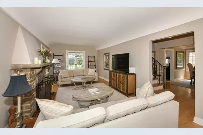 2510 N Harding Blvd, Wauwatosa, WI 53226 - Photo 6