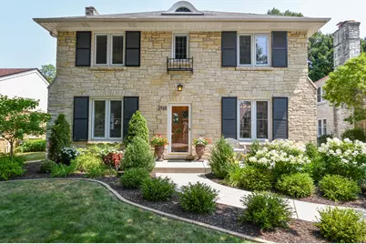2510 N Harding Blvd, Wauwatosa, WI 53226 - Photo 1