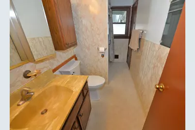 2207  Illinois St, Racine, WI 53405 - Photo 16