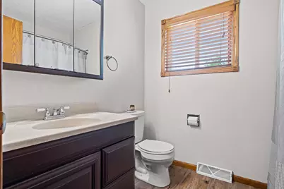 1512  Cliffview Dr, Holmen, WI 54636 - Photo 16