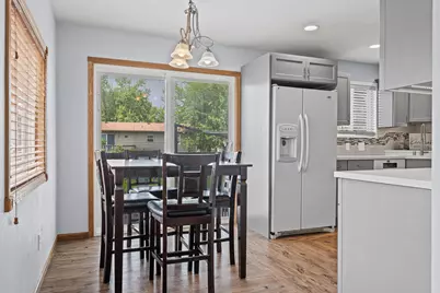 1512  Cliffview Dr, Holmen, WI 54636 - Photo 6