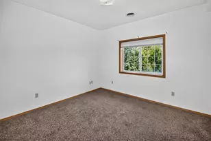 140 W Commerce Blvd, Slinger, WI 53086 - Photo 24