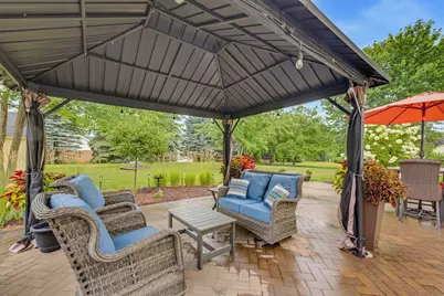 688 W Hickory Ln, Saukville, WI 53080 - Photo 38