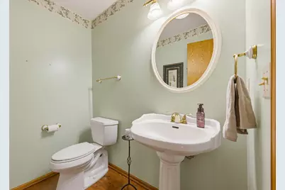 688 W Hickory Ln, Saukville, WI 53080 - Photo 16