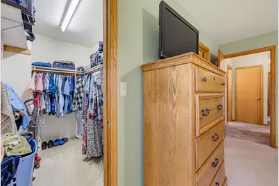 688 W Hickory Ln, Saukville, WI 53080 - Photo 20