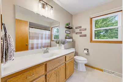 688 W Hickory Ln, Saukville, WI 53080 - Photo 26