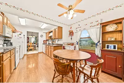 2420  Saratoga Rd, Waukesha, WI 53186 - Photo 14