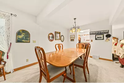 2420  Saratoga Rd, Waukesha, WI 53186 - Photo 12