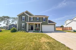 N56W24131 Sussex Preserve Blvd, Sussex, WI 53089 - Photo 1