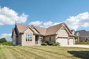 517 Spur Rd, Slinger, WI 53086 - Photo 2