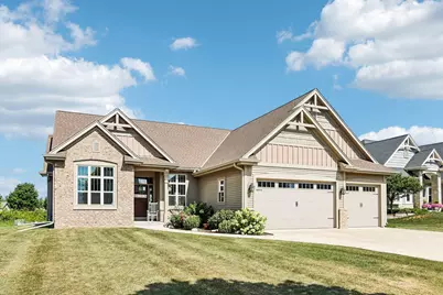 517  Spur Rd, Slinger, WI 53086 - Photo 4