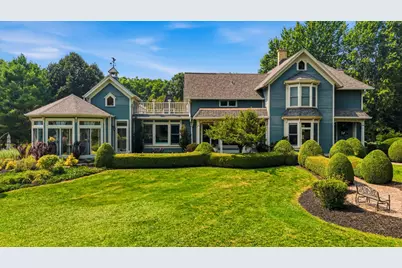 12921 N Fox Hollow Rd, Mequon, WI 53097 - Photo 1