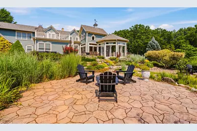 12921 N Fox Hollow Rd, Mequon, WI 53097 - Photo 30