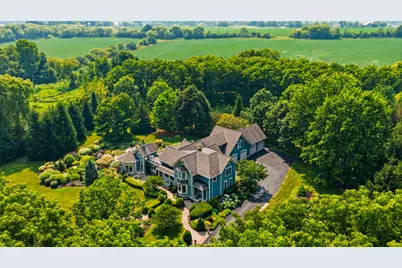 12921 N Fox Hollow Rd, Mequon, WI 53097 - Photo 32