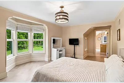 12921 N Fox Hollow Rd, Mequon, WI 53097 - Photo 26